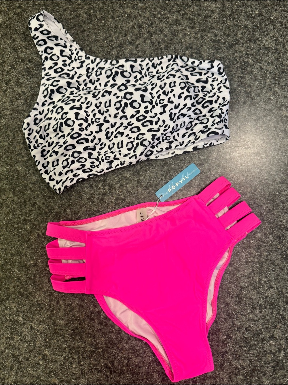 Popvil Women’s Two Piece, Hot Pink Bottoms & Black/White Leopard Top, size Large